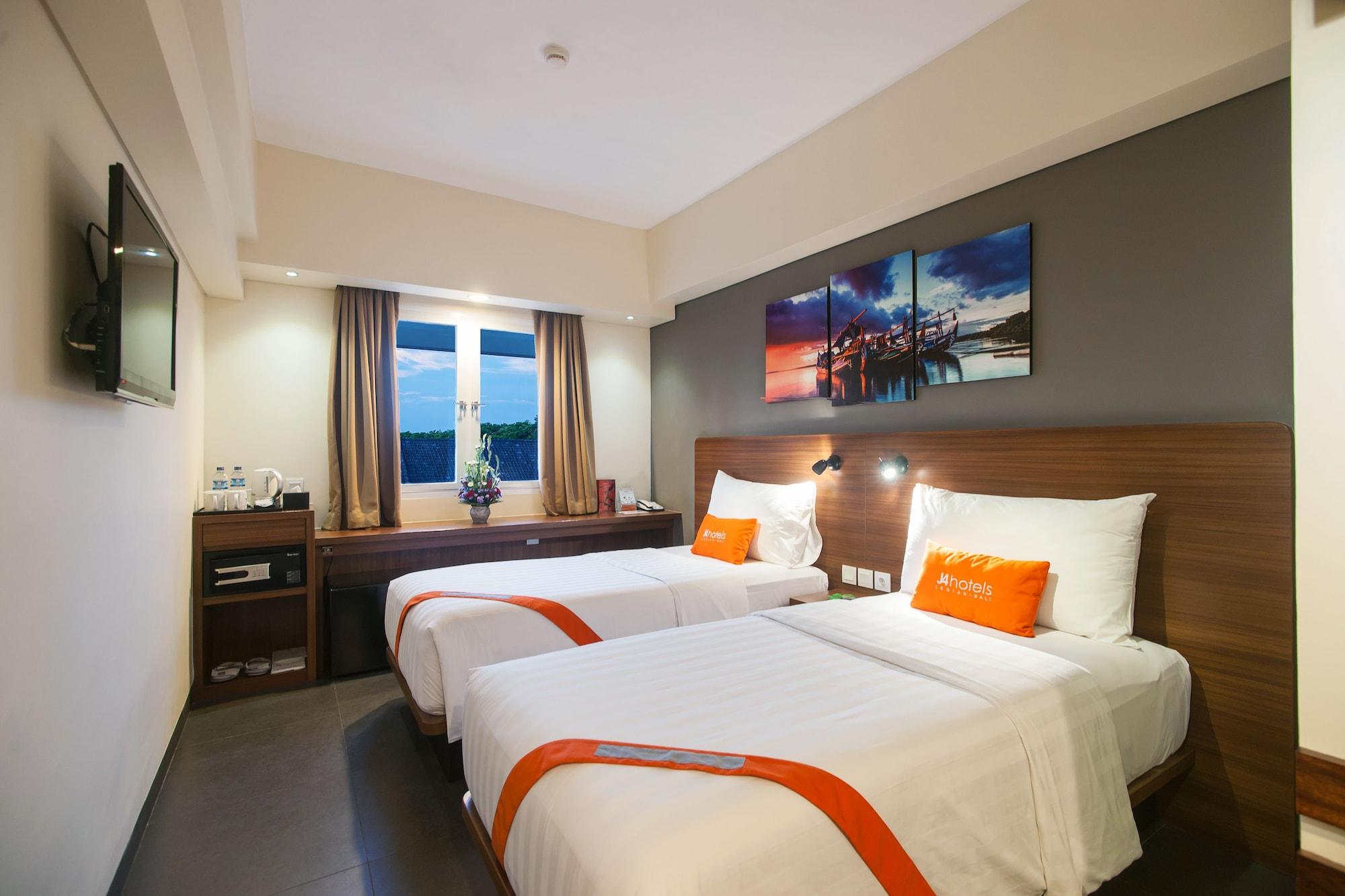 J4 Hotels Legian Zewnętrze zdjęcie