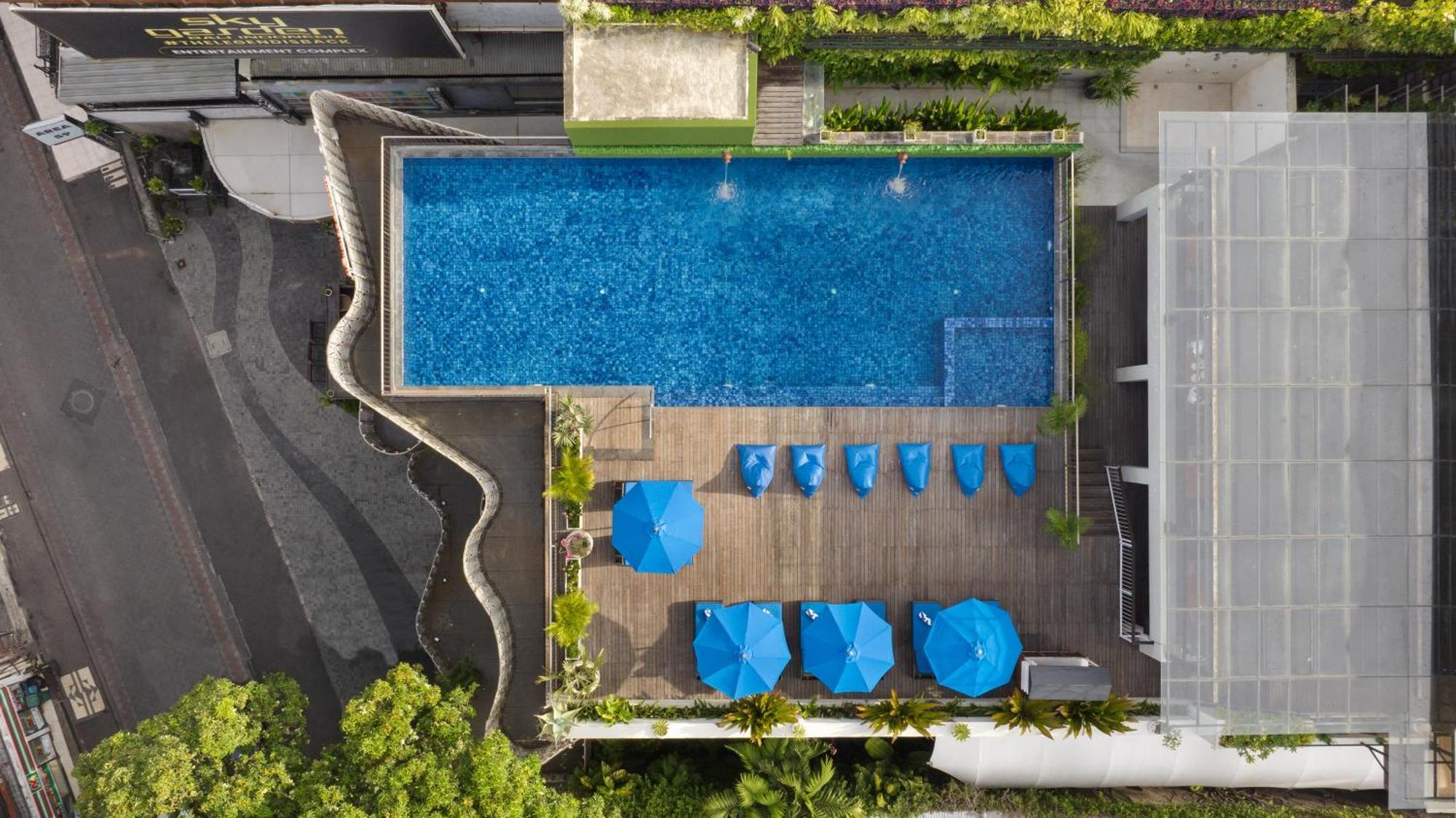 J4 Hotels Legian Zewnętrze zdjęcie